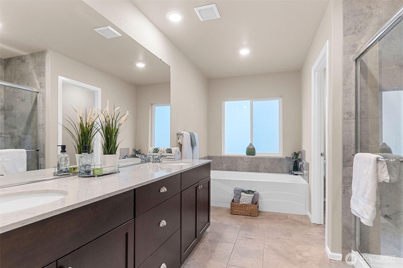 3853 80th Avenue NE, Marysville, WA 98270-7098