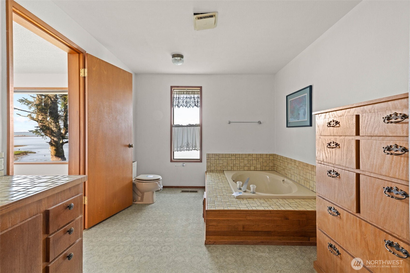 846 Bay View Court SE, Ocean Shores, WA 98569