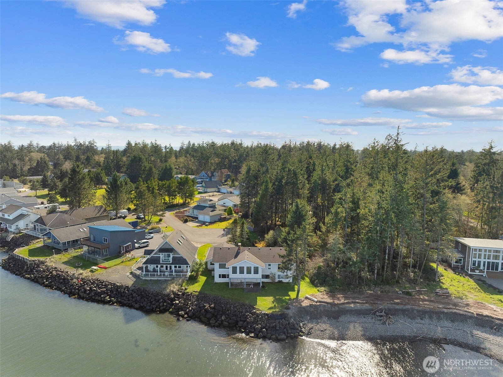 846 Bay View Court SE, Ocean Shores, WA 98569
