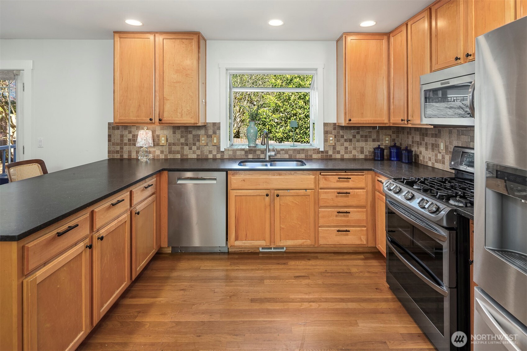 406 N 178th Lane , Shoreline, WA 98133