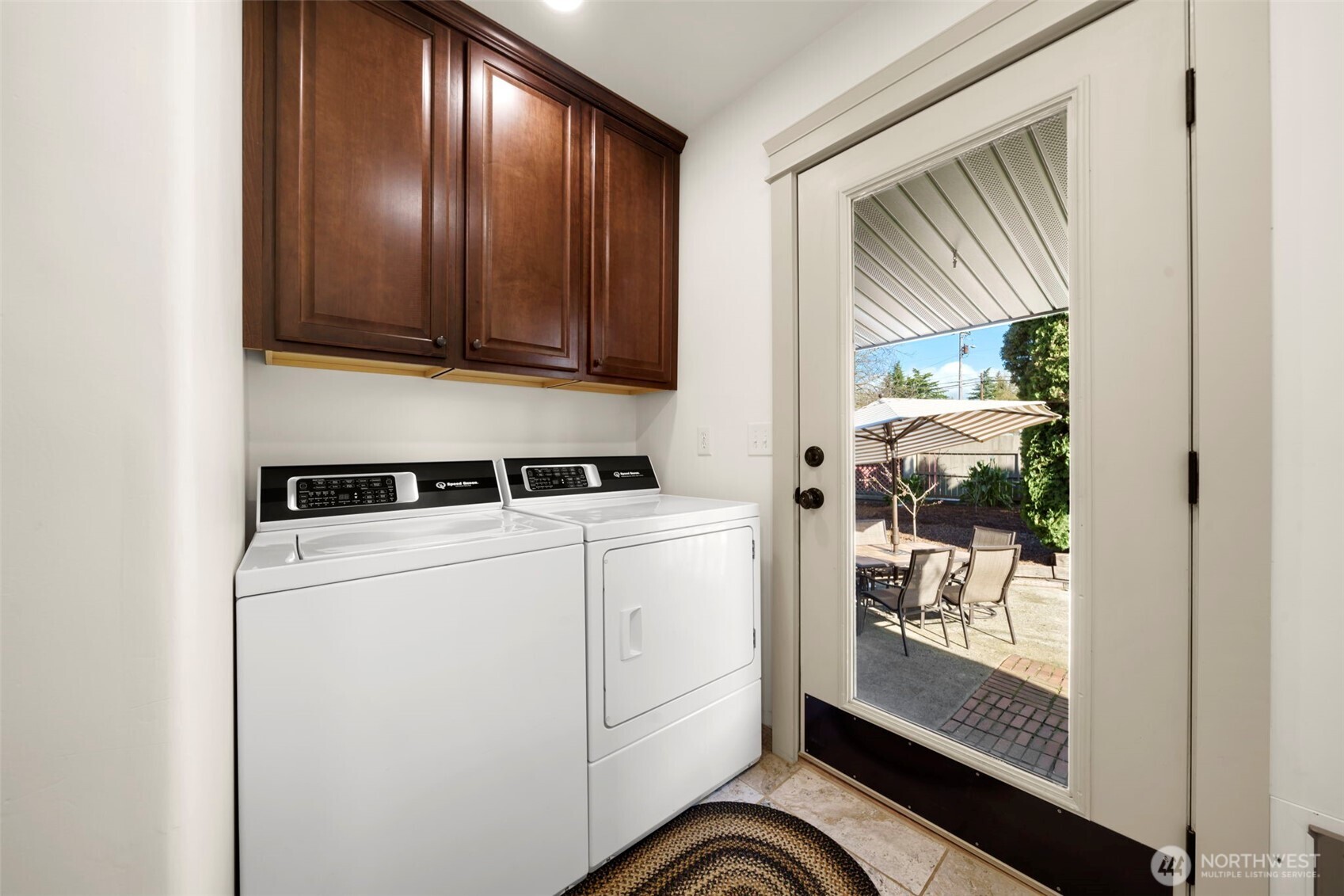 969 B Street , Washougal, WA 98671