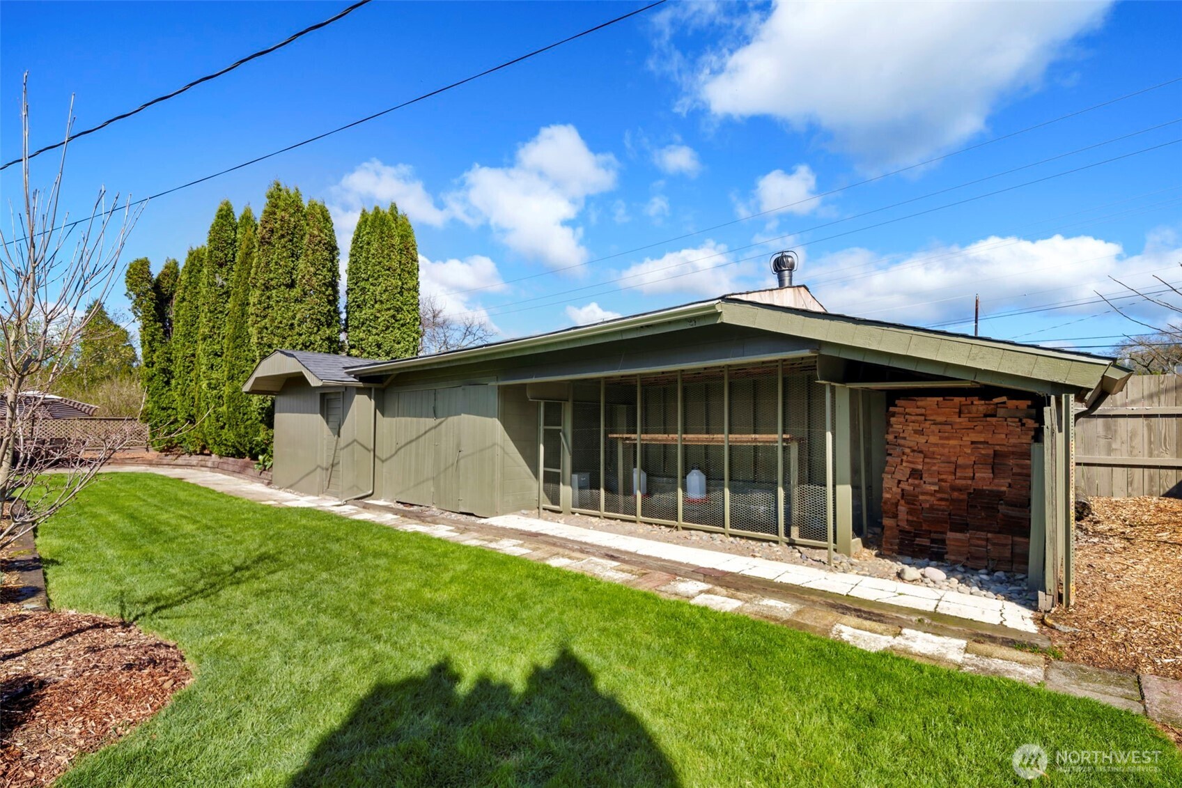 969 B Street , Washougal, WA 98671