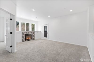 107 164th Street S #3-402, Bothell, WA 98012 - Photo 4