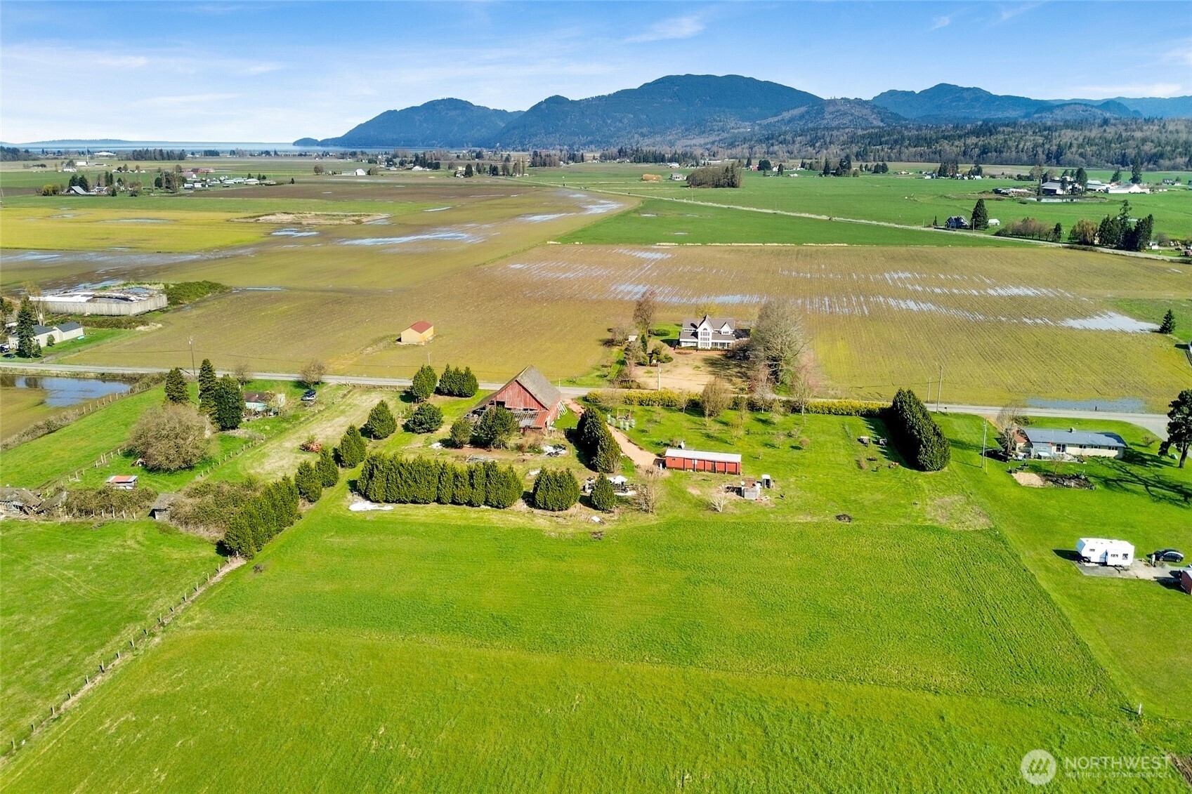 16068 Field Road , Bow, WA 98232