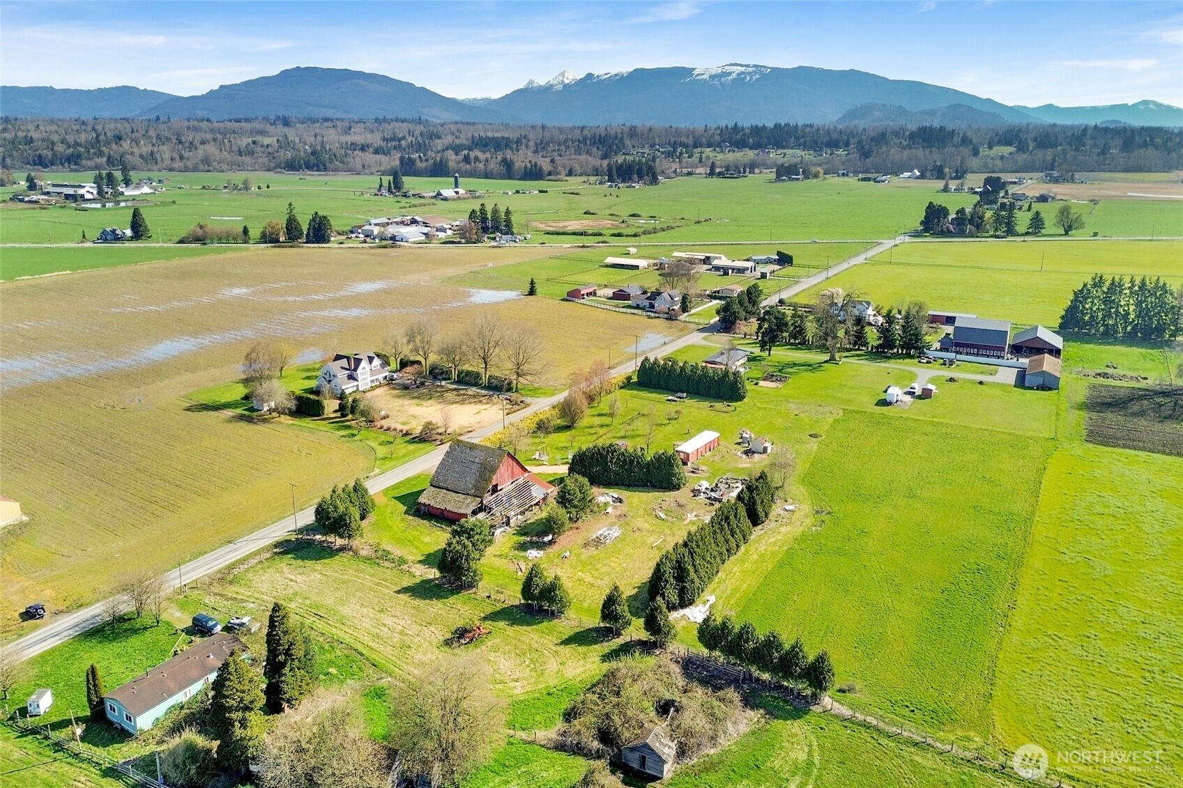 16068 Field Road , Bow, WA 98232