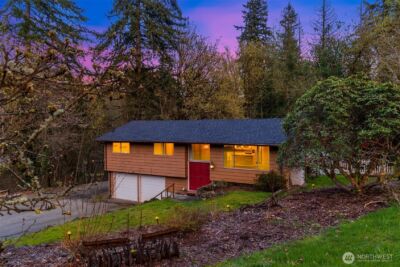 3915 38th Avenue NW, Gig Harbor, WA 98335