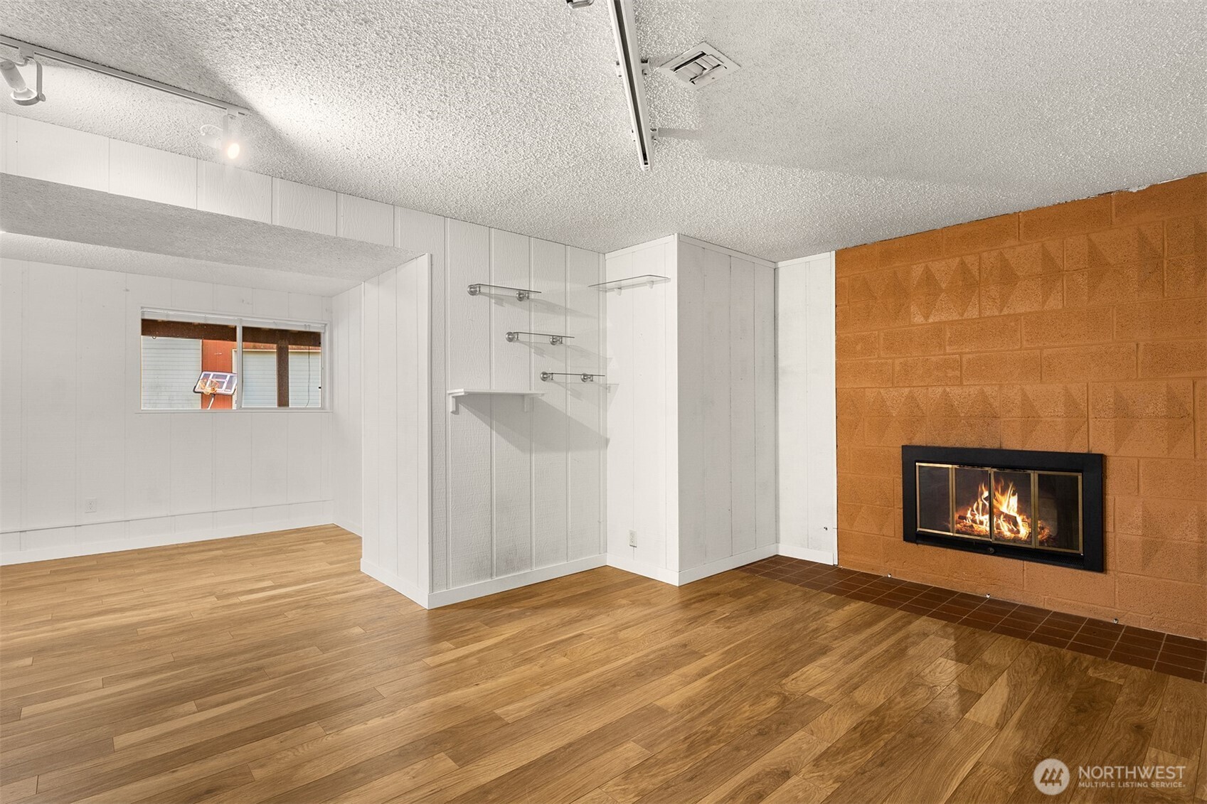 3915 38th Avenue NW, Gig Harbor, WA 98335