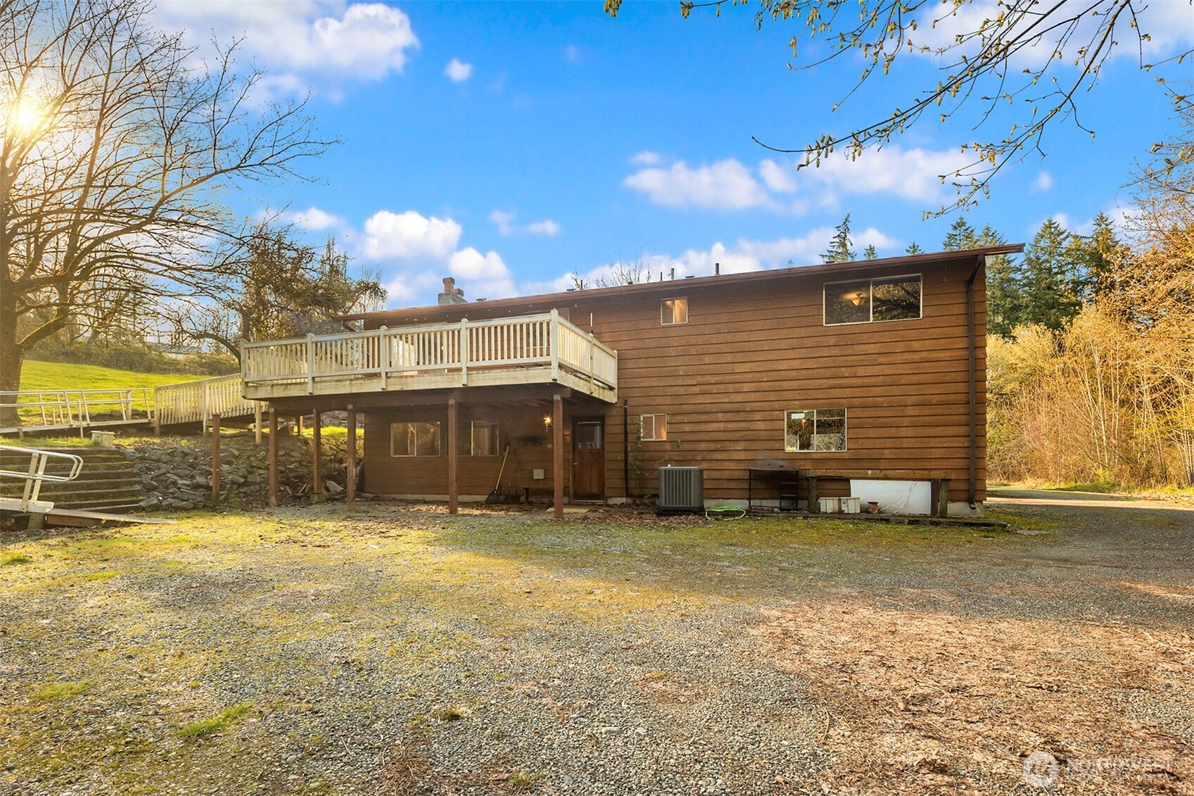 3915 38th Avenue NW, Gig Harbor, WA 98335
