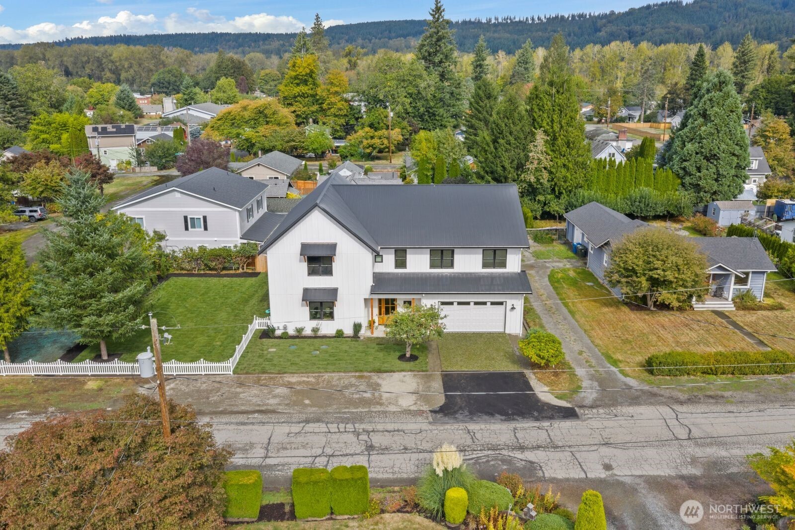 33400 SE 44th Place , Fall City, WA 98024