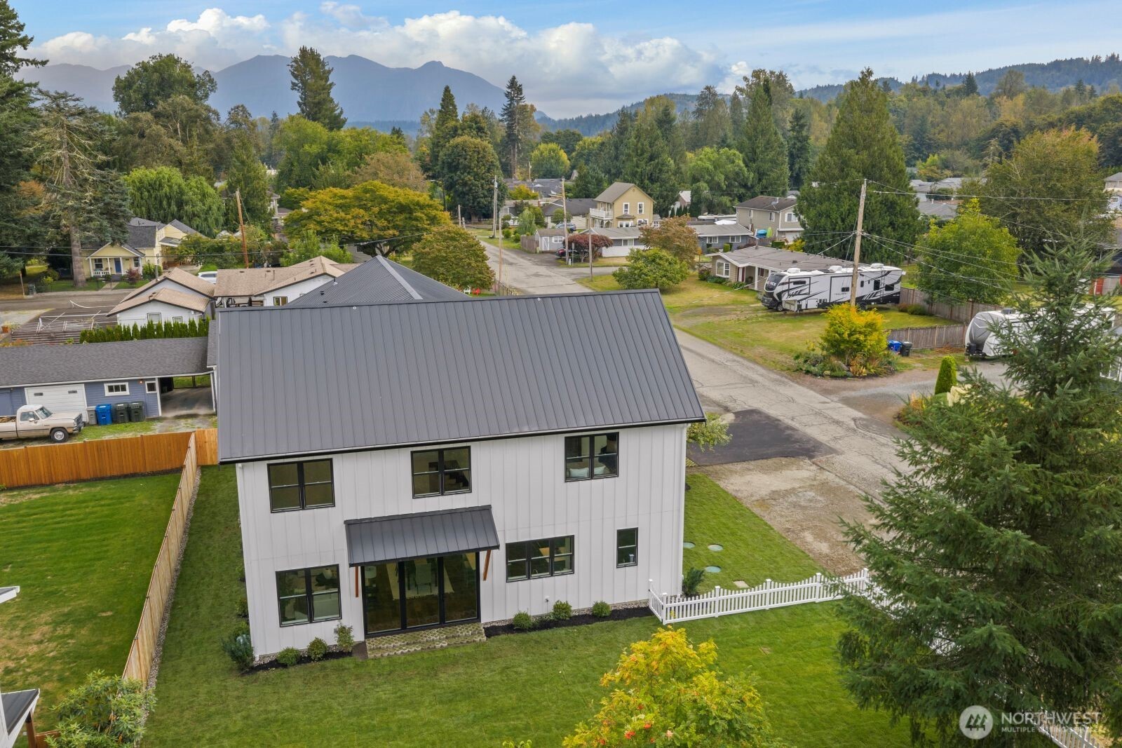 33400 SE 44th Place , Fall City, WA 98024