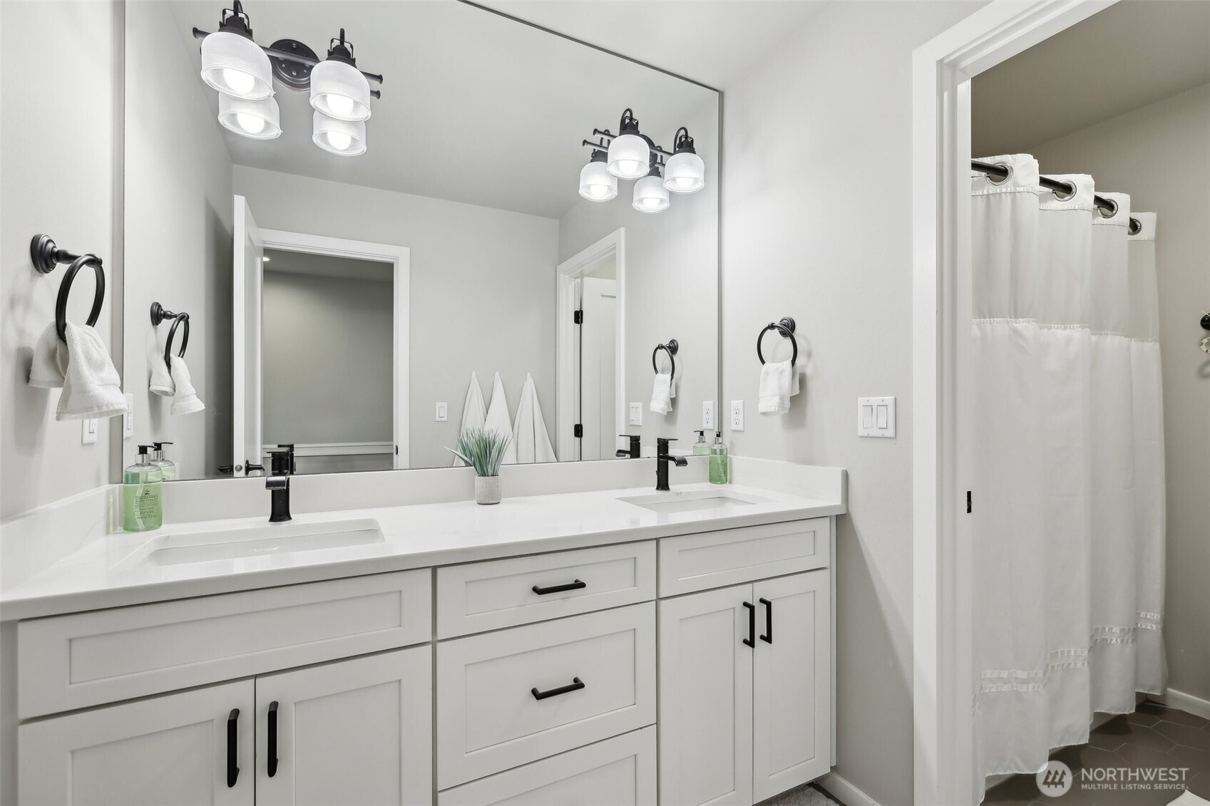 413 Newberg Road , Snohomish, WA 98290