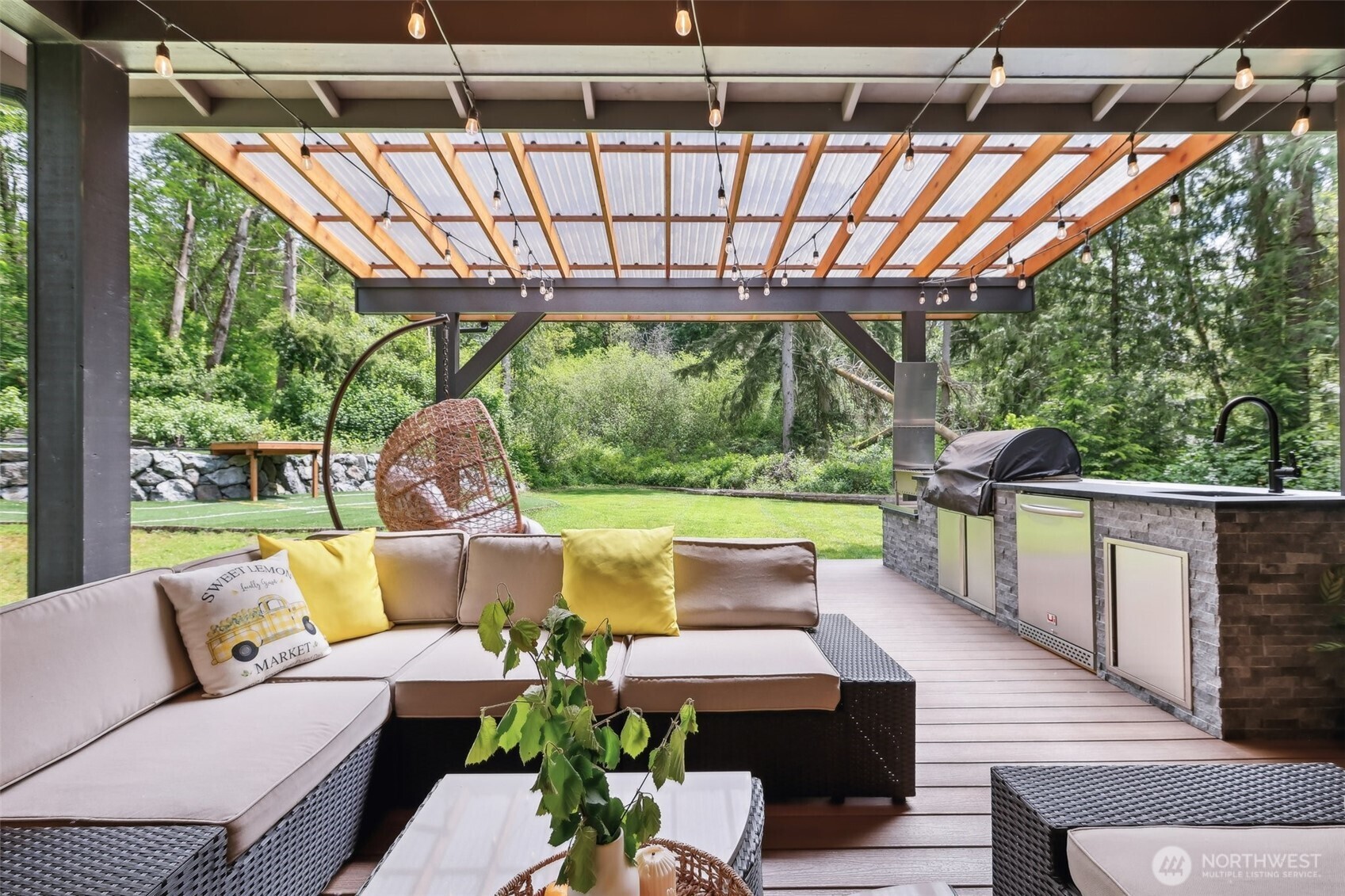 413 Newberg Road , Snohomish, WA 98290