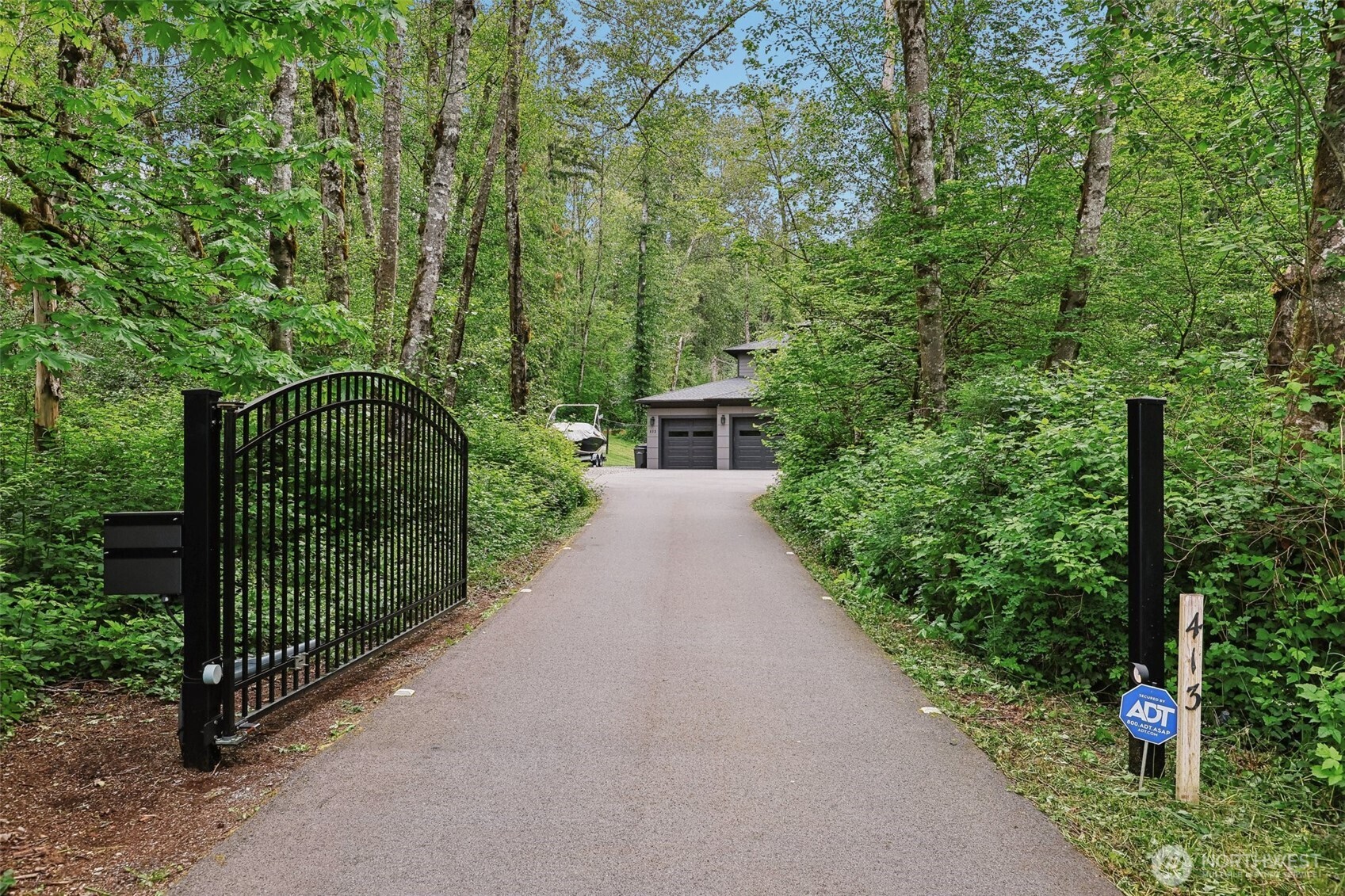 413 Newberg Road , Snohomish, WA 98290