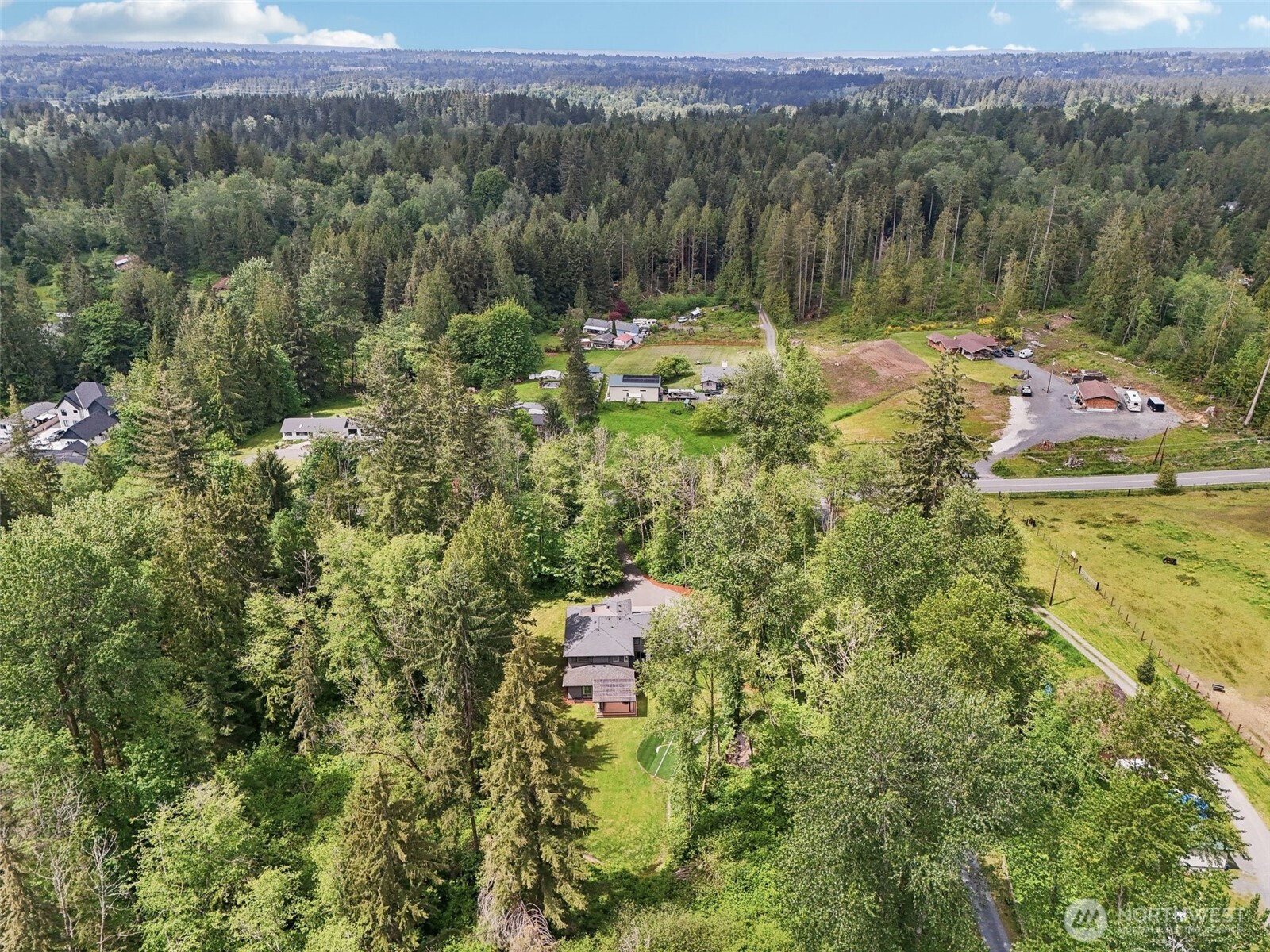 413 Newberg Road , Snohomish, WA 98290