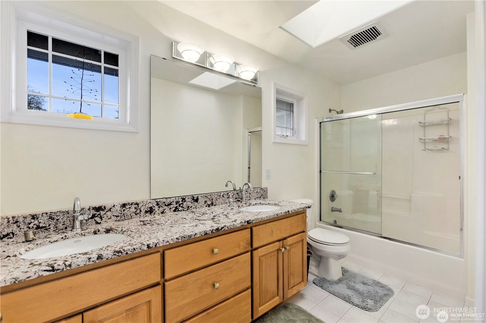 8502 152 Street SE, Snohomish, WA 98296-1234