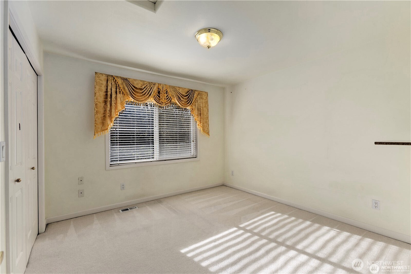 8502 152 Street SE, Snohomish, WA 98296-1234
