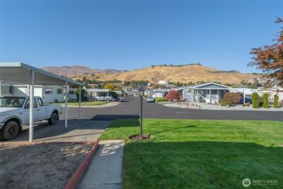 1608 N Western #27, Wenatchee, WA 98801 - Photo 12
