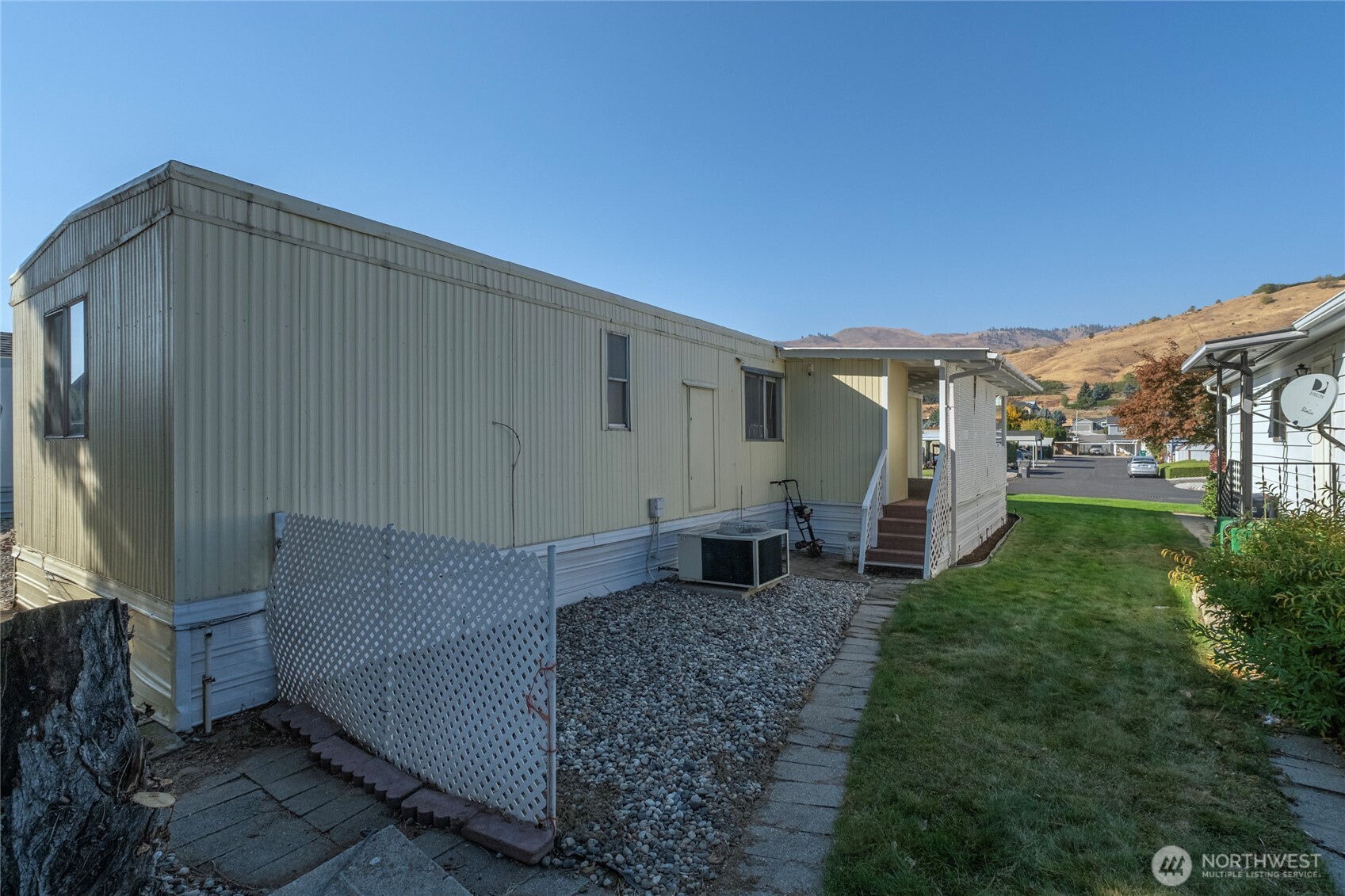 1608 N Western #27, Wenatchee, WA 98801