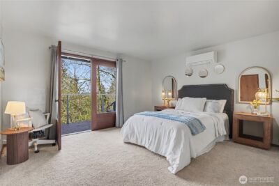 25028 SE Mirrormont Blvd , Issaquah, WA 98027 - Photo 14
