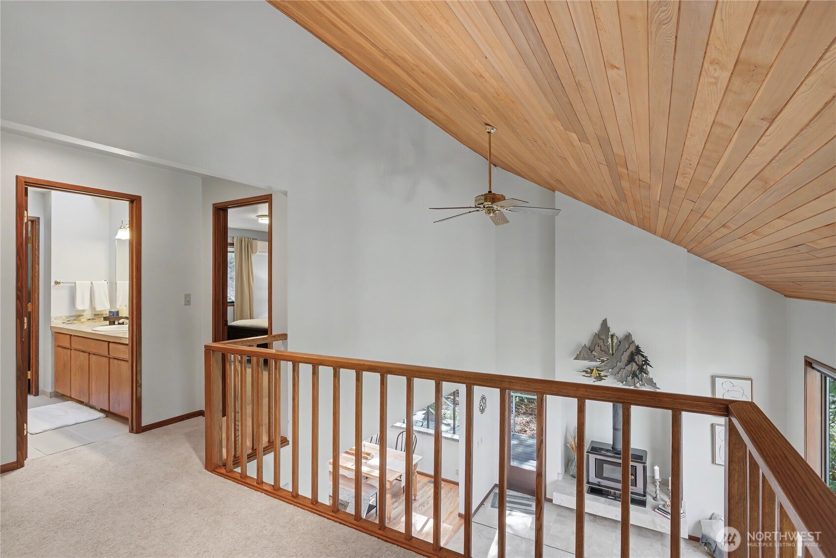 25028 SE Mirrormont Blvd , Issaquah, WA 98027