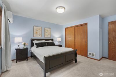 25028 SE Mirrormont Blvd , Issaquah, WA 98027 - Photo 22