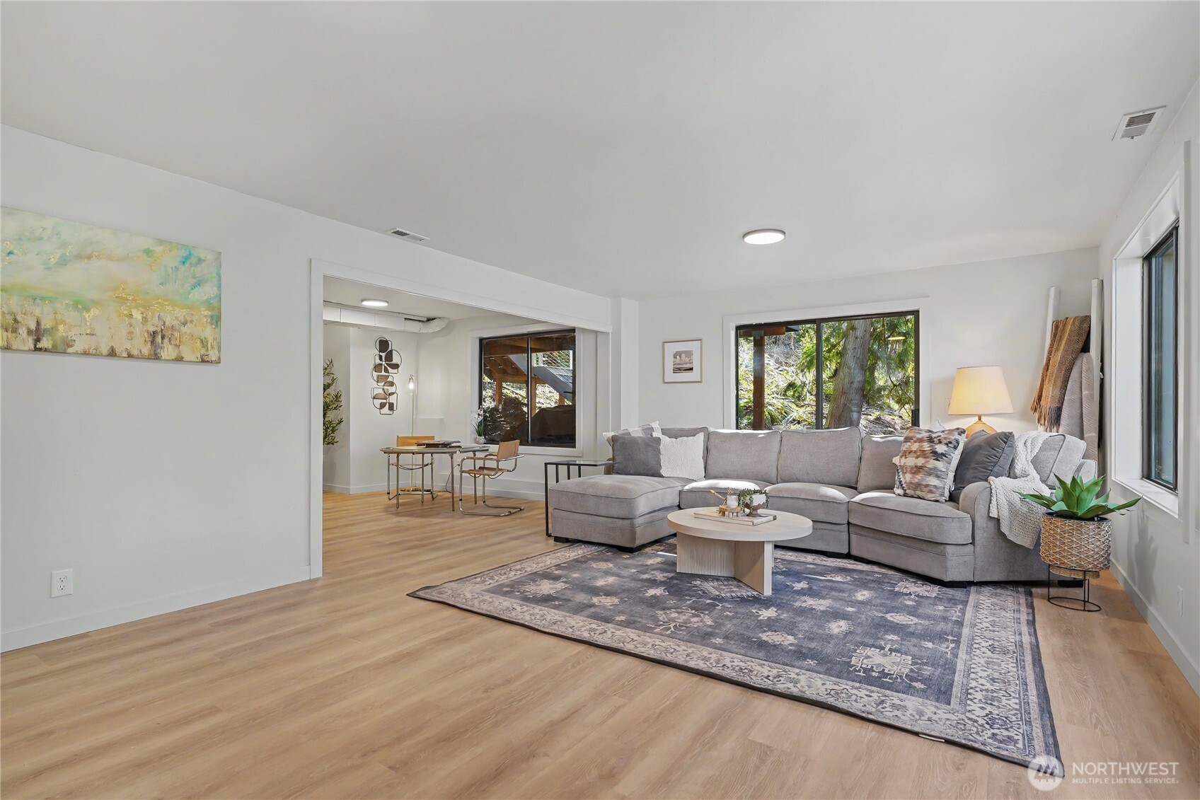 25028 SE Mirrormont Blvd , Issaquah, WA 98027