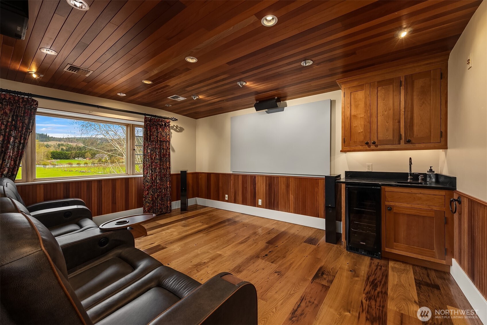 231 River Run Road , Sequim, WA 98382