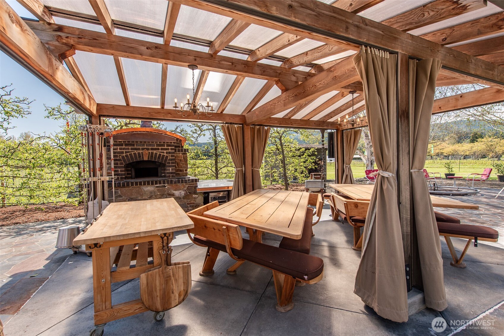 231 River Run Road , Sequim, WA 98382