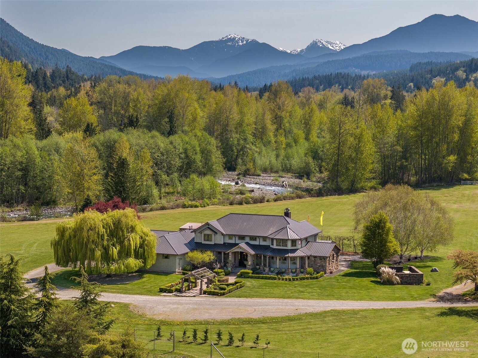 231 River Run Road , Sequim, WA 98382