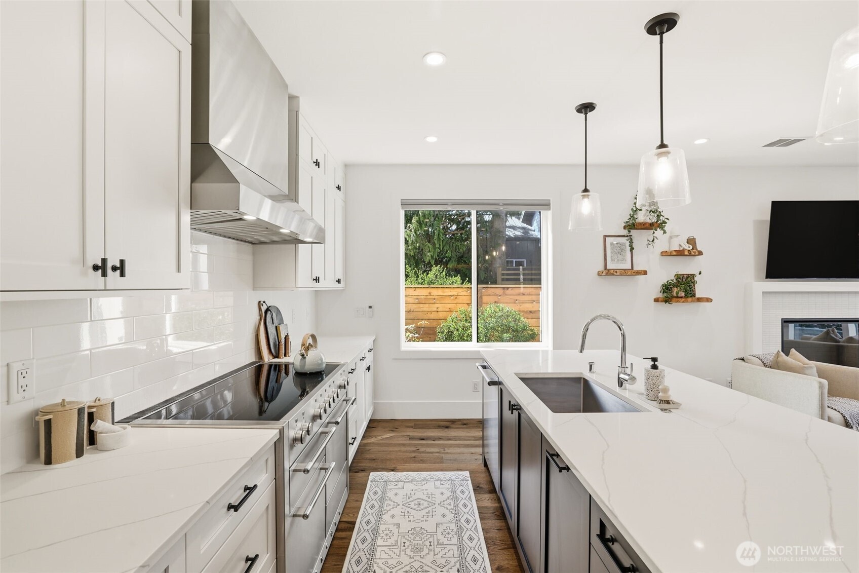 7359 20th Avenue NW, Seattle, WA 98117