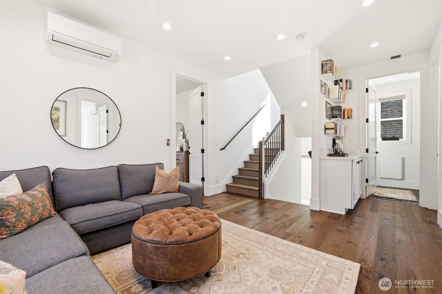 7359 20th Avenue NW, Seattle, WA 98117