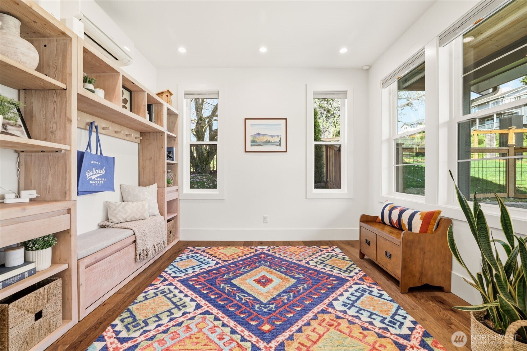 7359 20th Avenue NW, Seattle, WA 98117