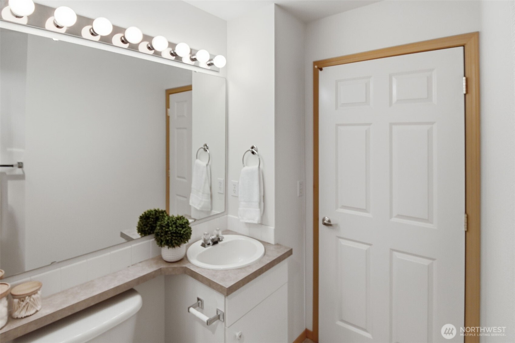 1318 37th Street #2-420, Everett, WA 98201