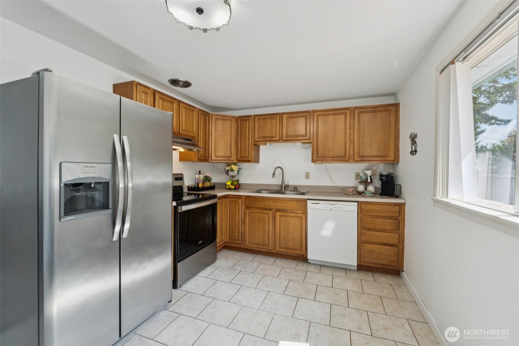 5002 S 66th Street , Tacoma, WA 98409