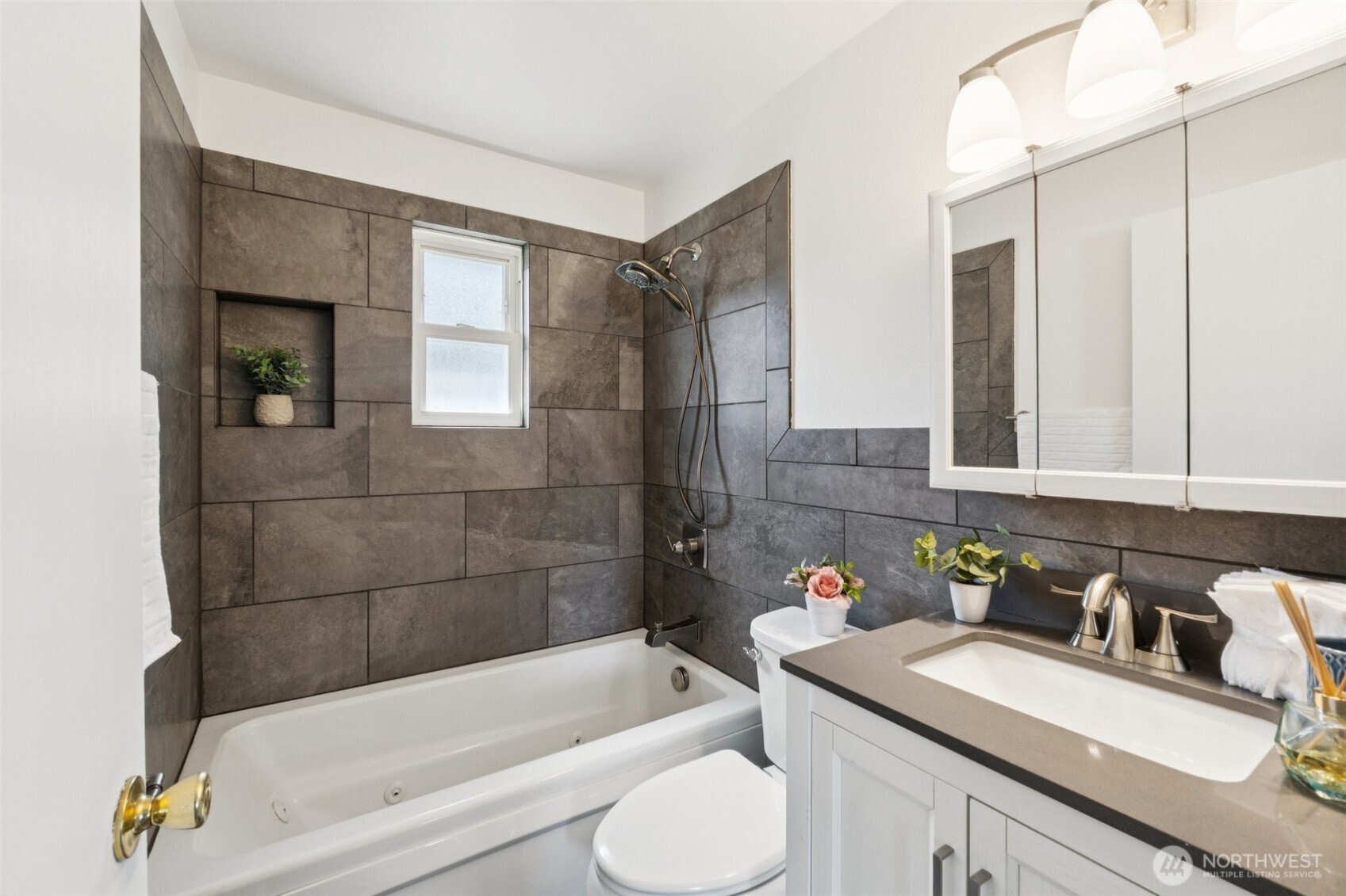 5002 S 66th Street , Tacoma, WA 98409