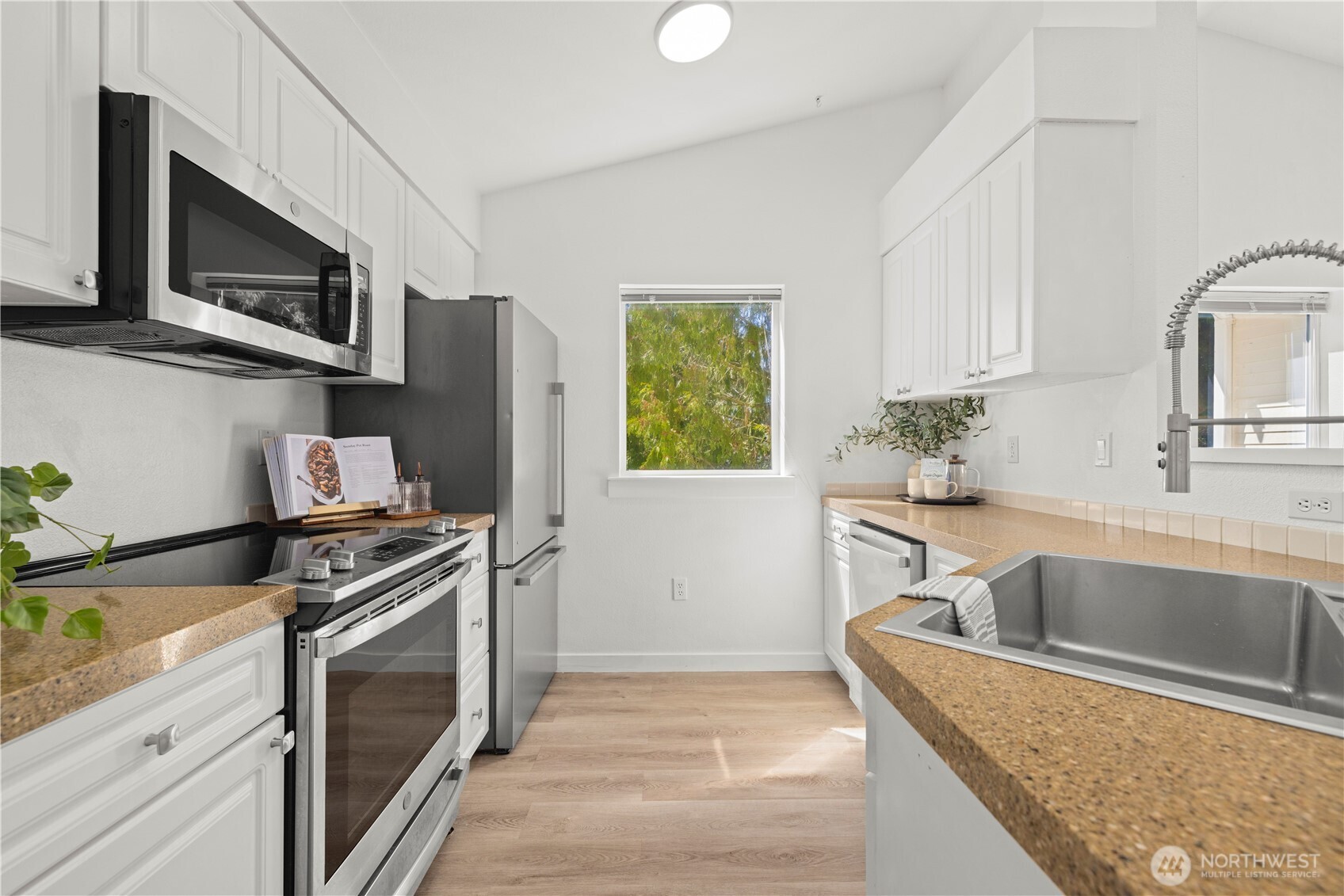 11510 12th Avenue W #C301, Everett, WA 98204