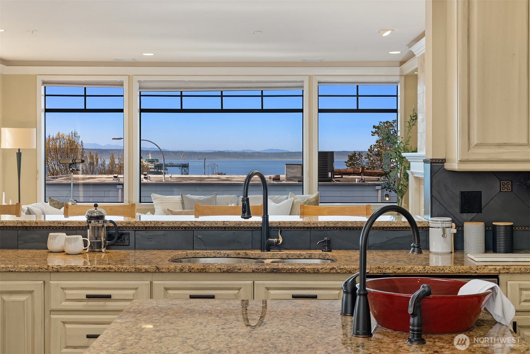 111 Main Street #203, Edmonds, WA 98020