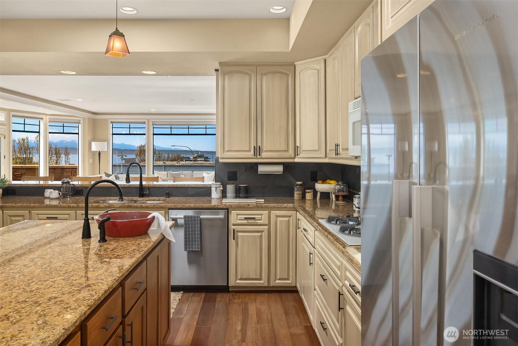 111 Main Street #203, Edmonds, WA 98020