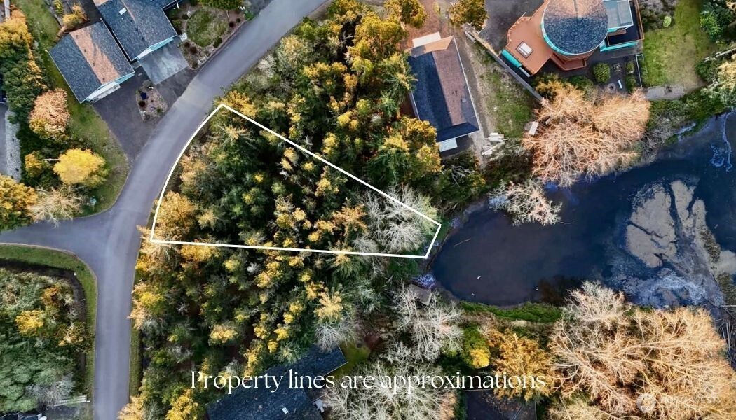 733 PENINSULA Court , Ocean Shores, WA 98569