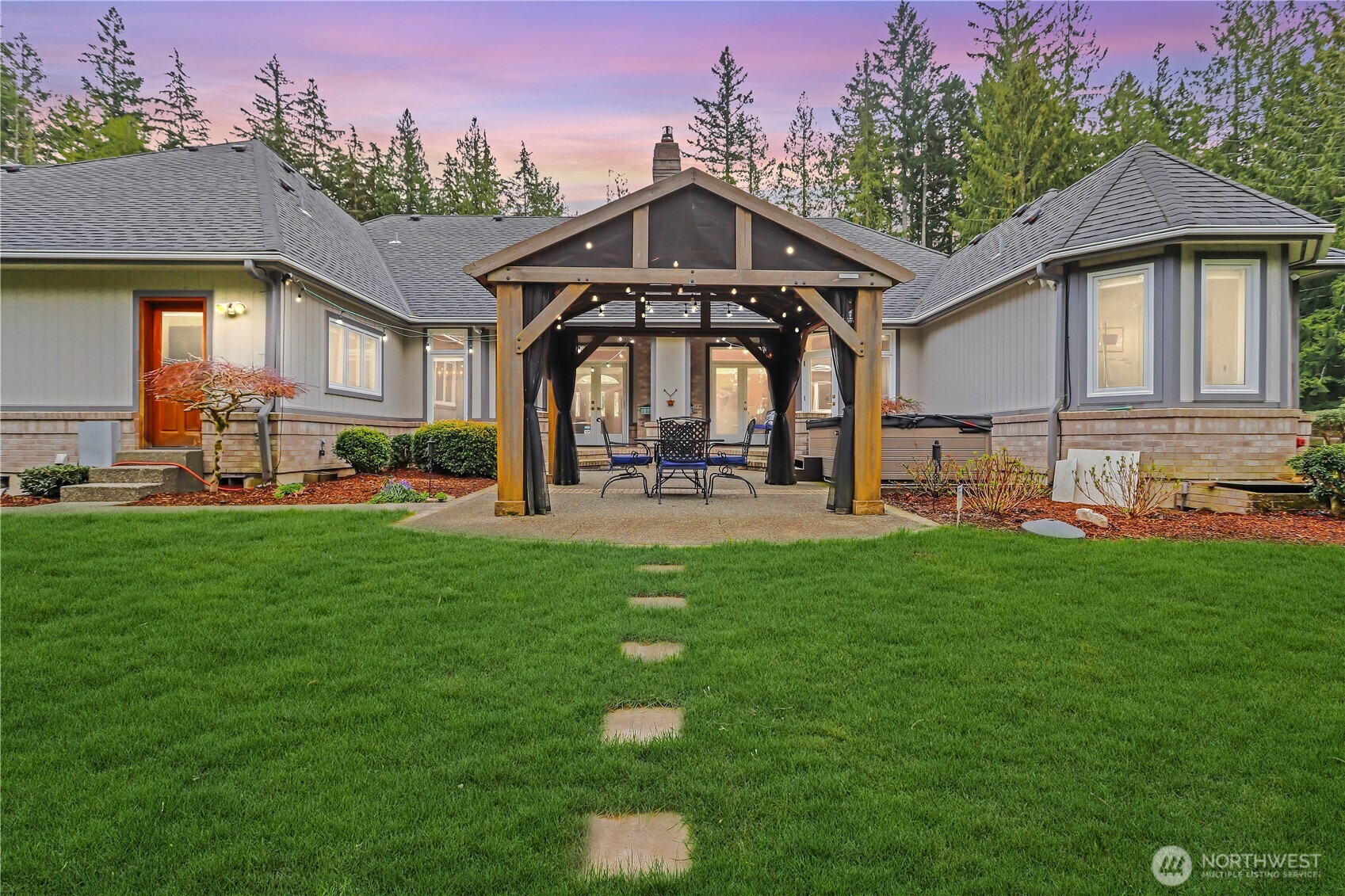 28726 SE 43rd Place , Fall City, WA 98024