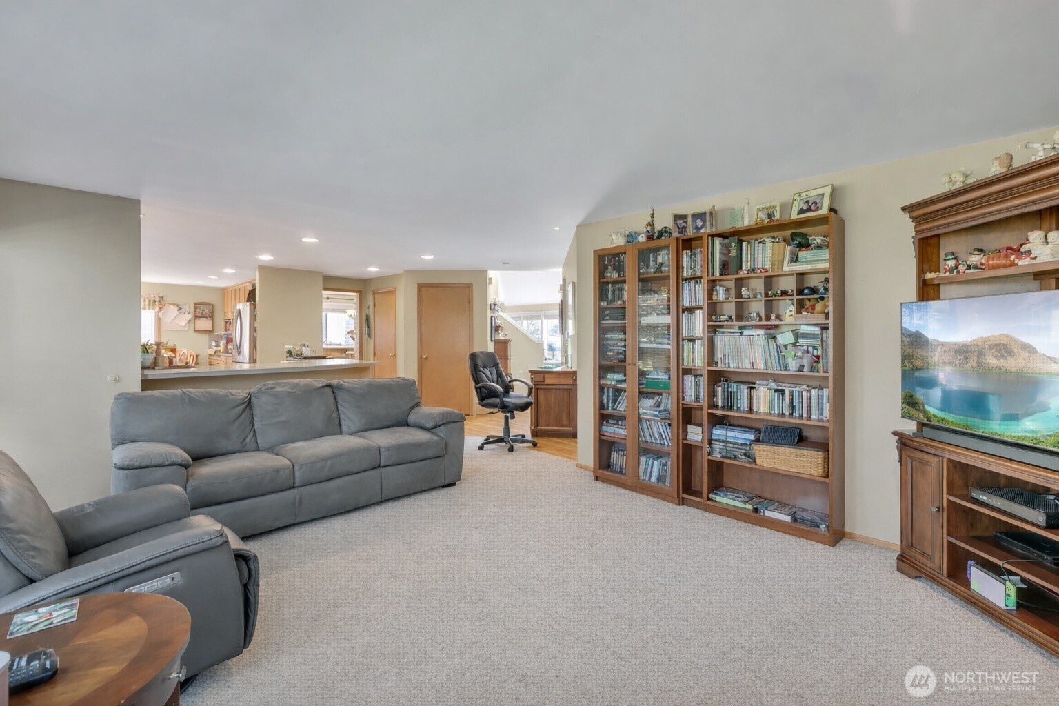 12446 NE 162nd Street , Woodinville, WA 98072