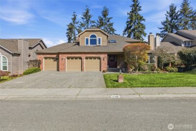 12446 NE 162nd Street , Woodinville, WA 98072 - Photo 2