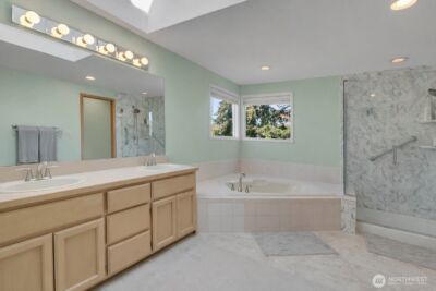 12446 NE 162nd Street , Woodinville, WA 98072 - Photo 21