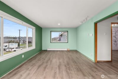 404 Eleventh Street , Raymond, WA 98577 - Photo 12