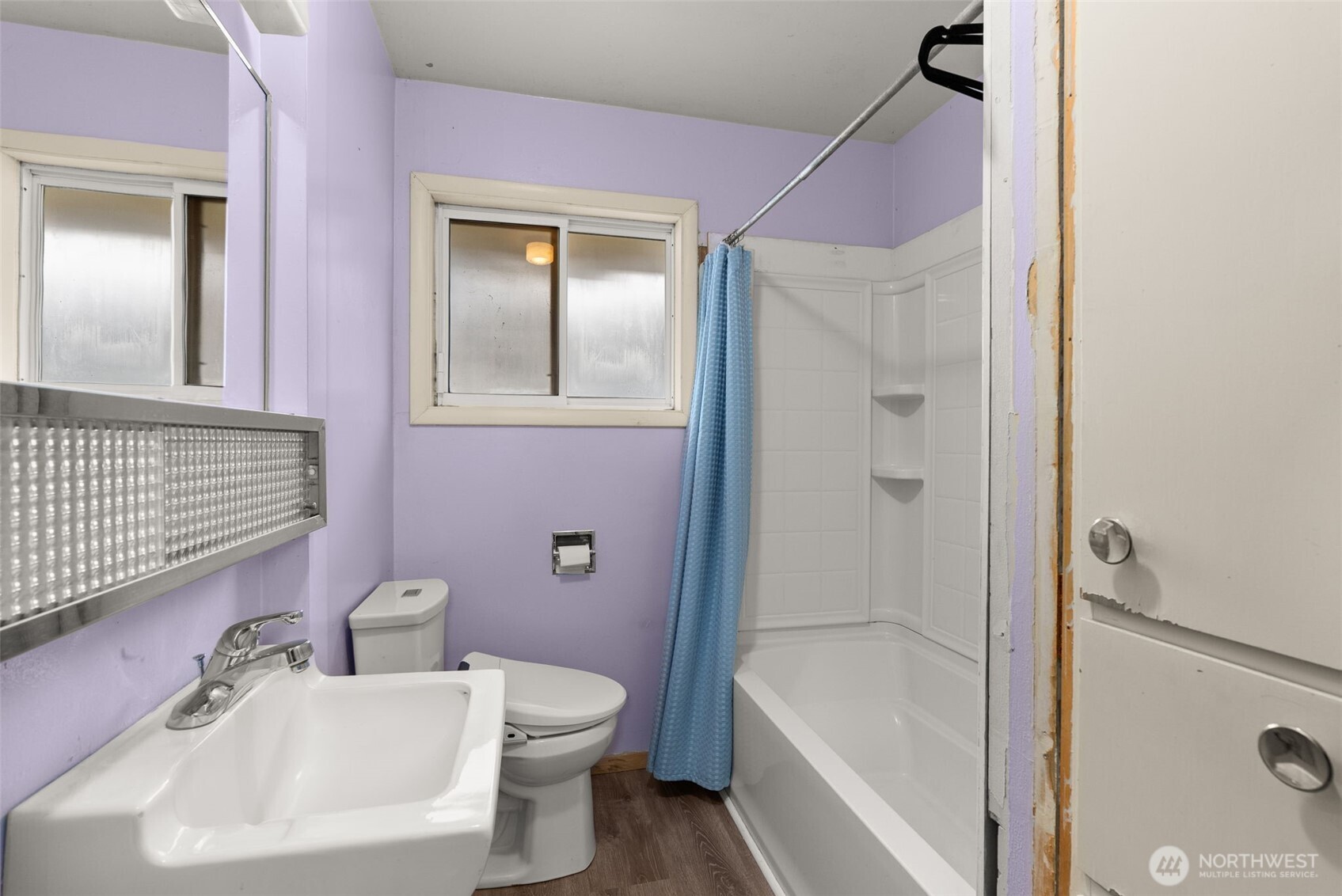 404 Eleventh Street , Raymond, WA 98577