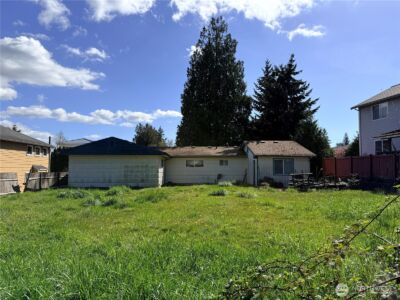 2911 122nd Street SW, Everett, WA 98204 - Photo 2