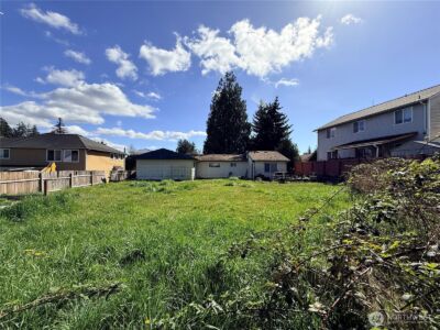 2911 122nd Street SW, Everett, WA 98204 - Photo 3