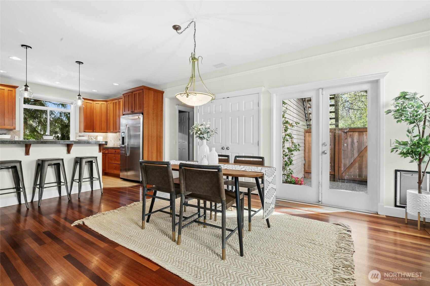 2641 E Valley Street , Seattle, WA 98112-4154