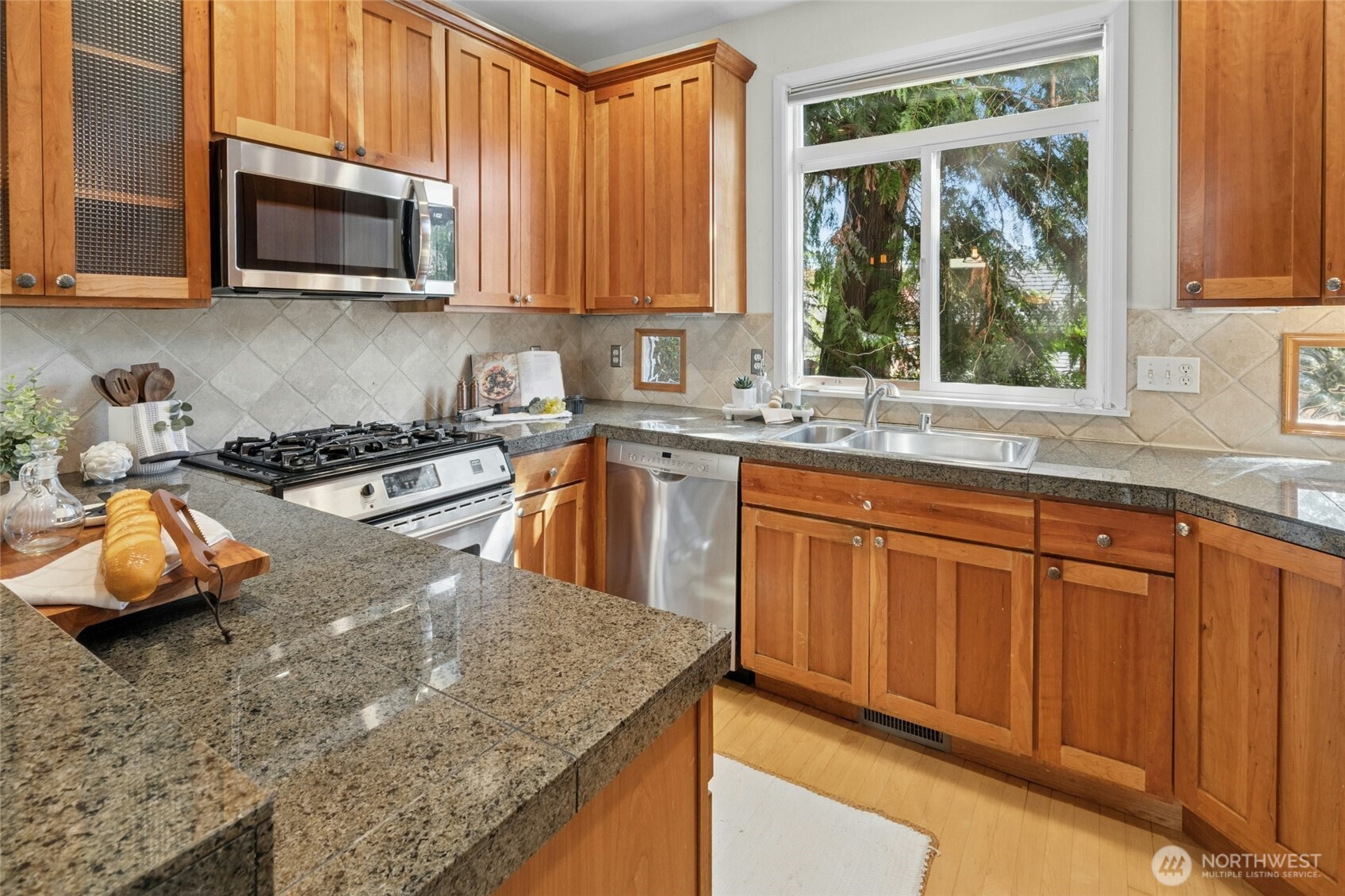 2641 E Valley Street , Seattle, WA 98112-4154