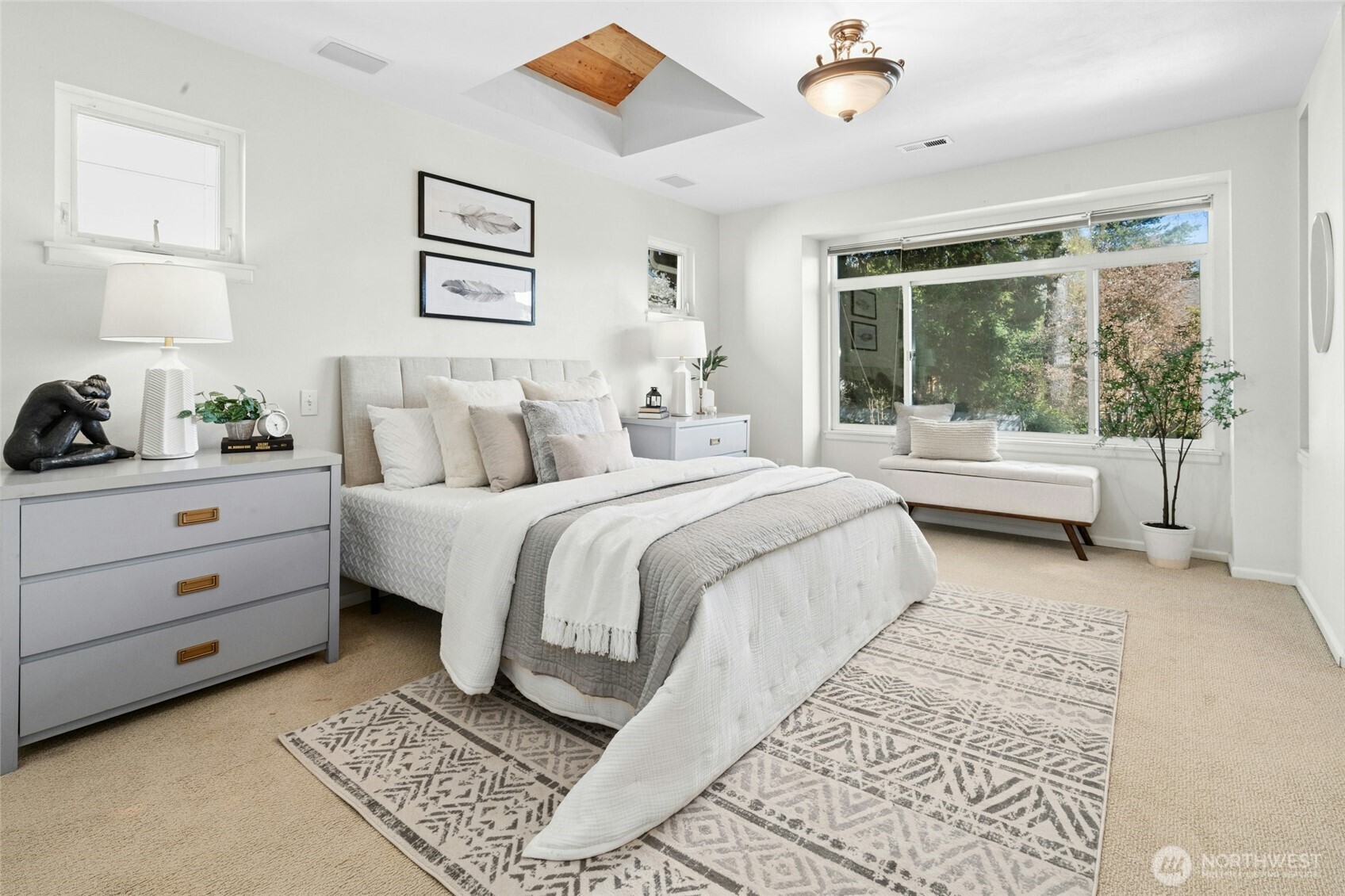 2641 E Valley Street , Seattle, WA 98112-4154